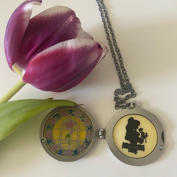 Hot Topic Disney Beauty and the Beast necklace - Picture 2 of 2